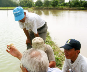 Assessment of outreach to prawn farmers in Thailand