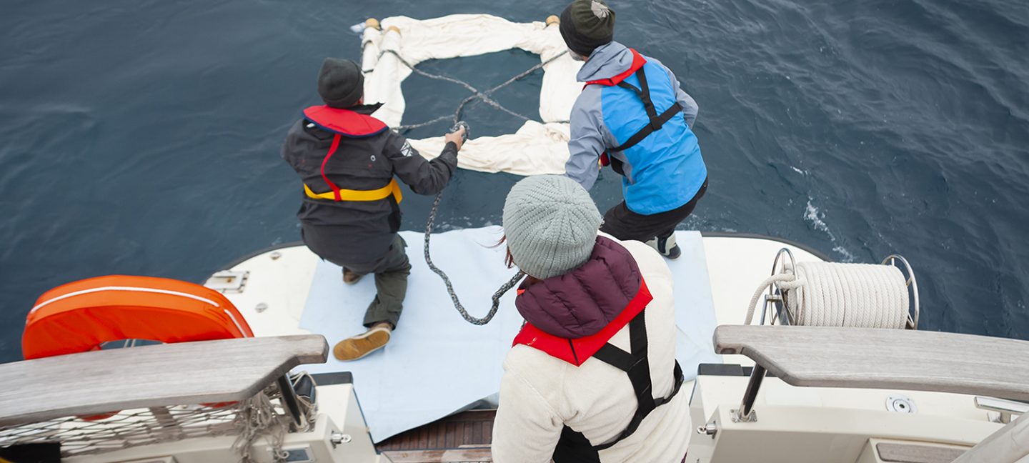 fish aggregating device