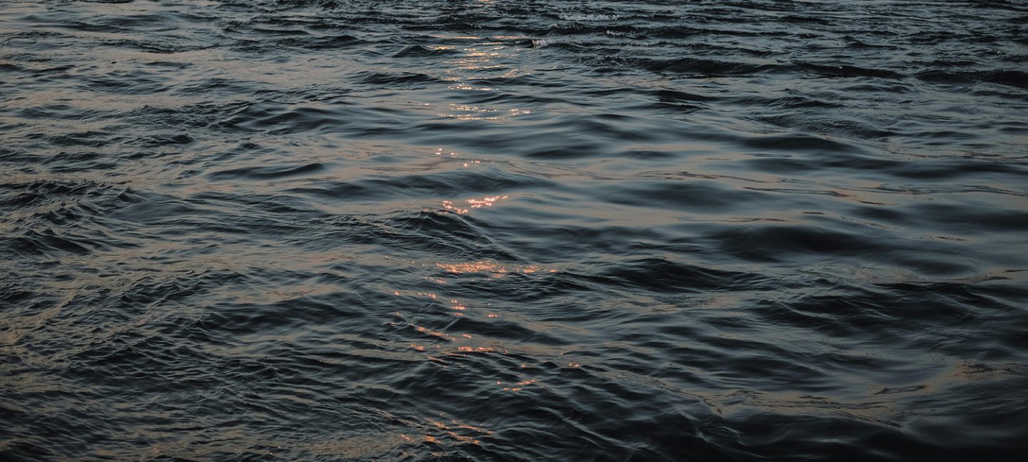 ocean getting darker